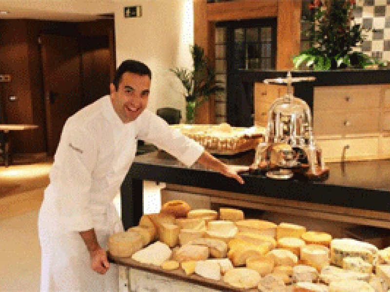 El segoviano Óscar Velasco gana el premio Excelencias Gourmet 2015