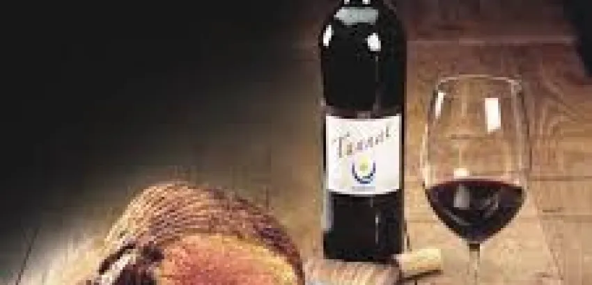 Uruguay organiza una cata de Tannat junto a la enóloga Estela de Frutos Uruguay organiza una cata de Tannat junto a la enóloga Estela de Frutos