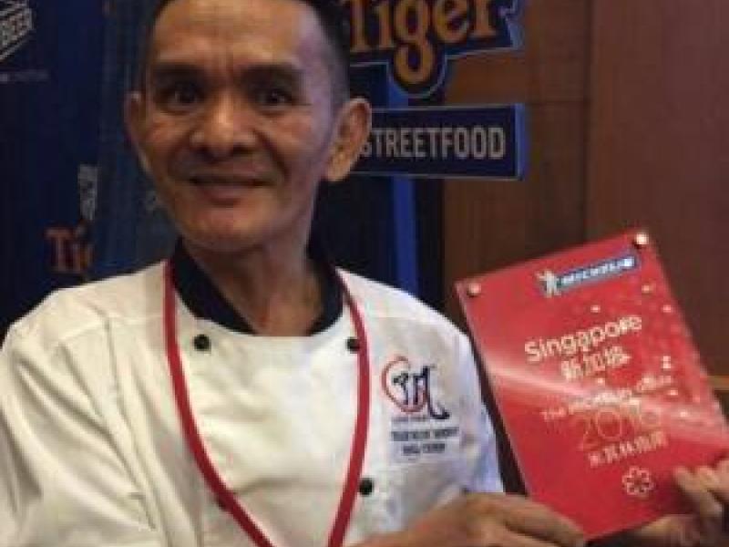 Cómo es el primer puesto de comida callejera que recibió una estrella de la exclusiva guía gastronómica Michelin