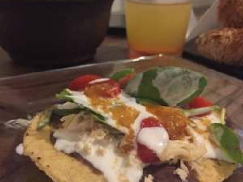 Tostadas gourmet de pollo