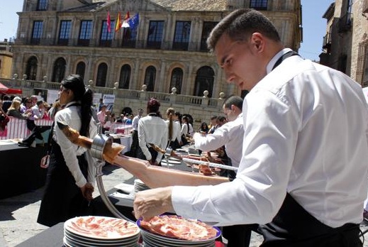 El III Campeonato Internacional de Cortadores de Jamón Ibérico será en Toledo El III Campeonato Internacional de Cortadores de Jamón Ibérico será en Toledo