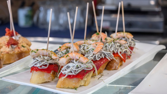 Pintxos, una de las tradiciones gastronómicas más arraigadas de Bilbao en Aste Nagusia