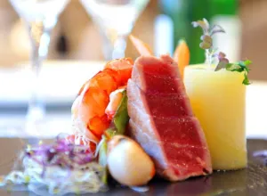 Atún crudo para un 2017 en línea