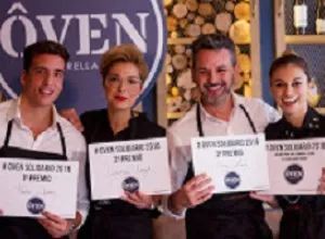 Xuso Jones, Cristina Urgel, Jorge Lucas, Norma Ruiz y Elena Furiase, ganadores del Ôven Solidario