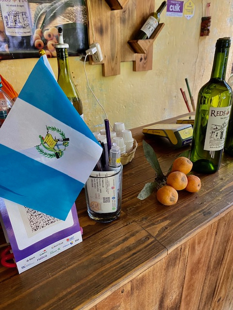 Vino de nispero