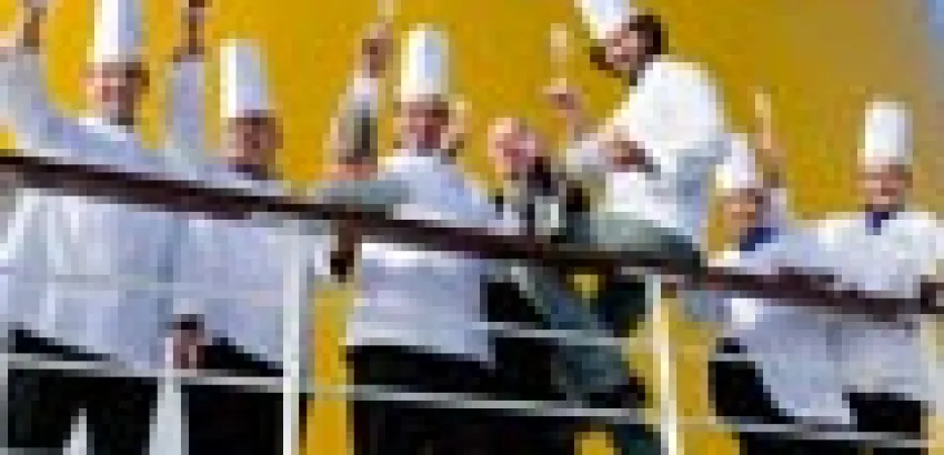 Cuatro famosos chefs diseñan menús de Navidad y Año Nuevo para Costa Cruceros