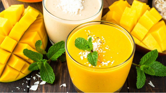 Batido de mango y leche de coco