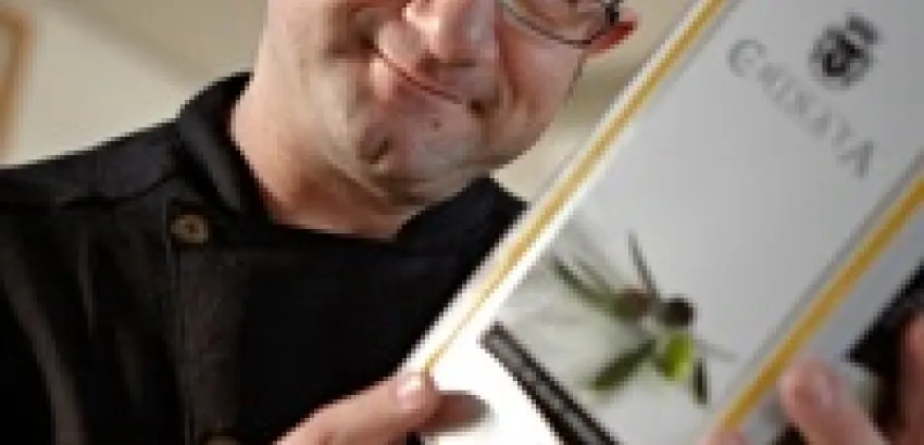 Chef Sergio Fernández colabora con La Chinata y lanzan concurso de cocina creativa Chef Sergio Fernández colabora con La Chinata y lanzan concurso de cocina creativa