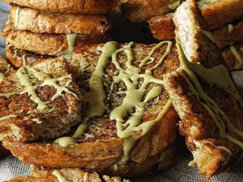 Torrija con salsa de Matcha