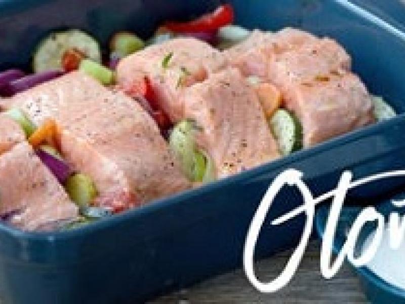 Salmón Noruego fresco al horno con verduras