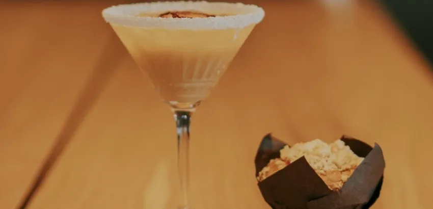 Postres y cócteles 