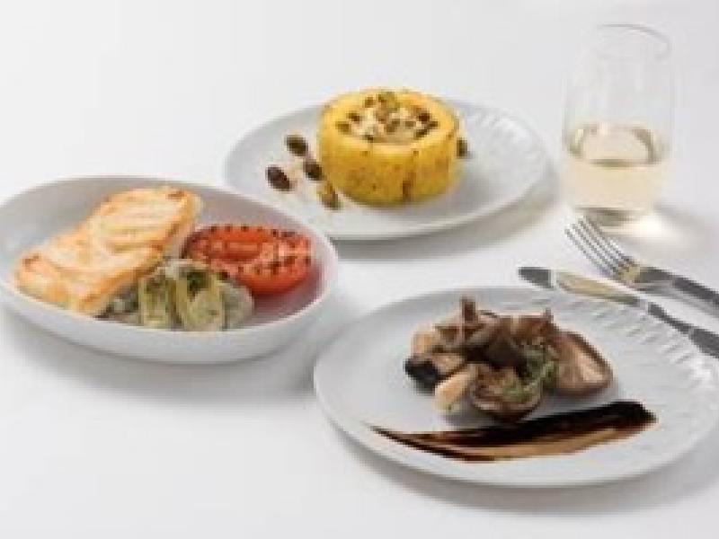 LATAM Airlines estrena menú y carta de vinos de clase Premium Business destacando productos representativos de Latinoamérica