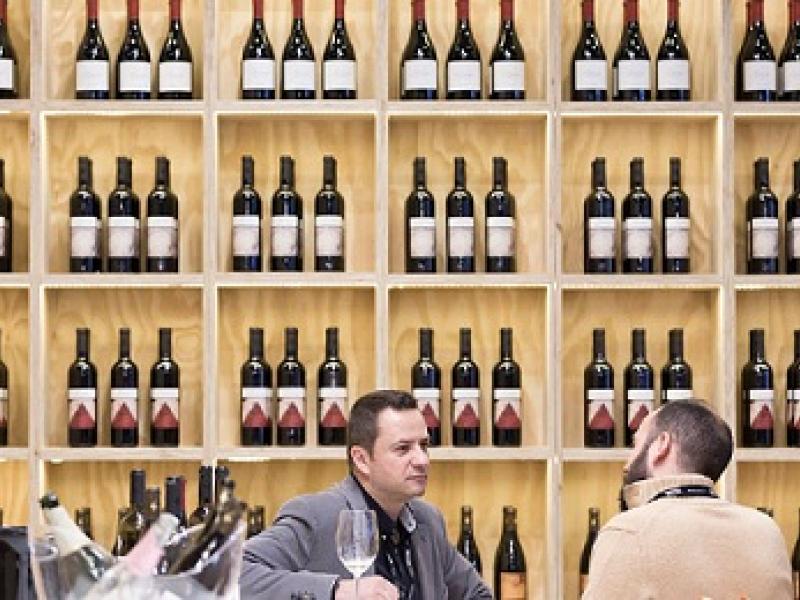 El sector del vino ecológico apuesta por la agricultura orgánica, el enoturismo y la internacionalización