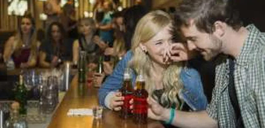 Oktoberfest, la cerveza y otras bebidas típicas españolas para romper el hielo