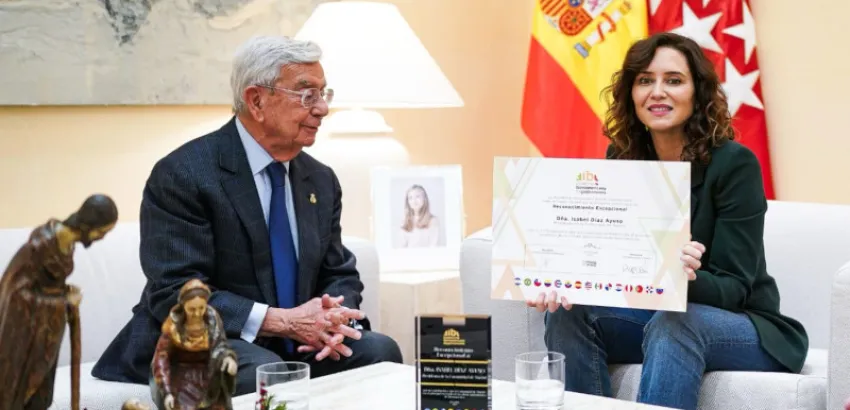 Isabel Díaz Ayuso y Rafael Ansón Isabel Díaz Ayuso y Rafael Ansón