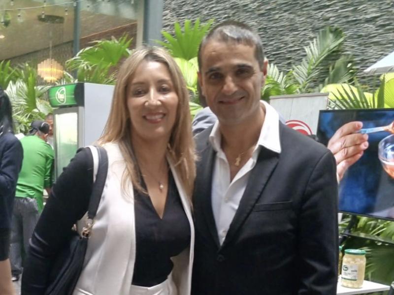señor Ángel Martín Peccis, Embajador de España en Cuba Y su esposa