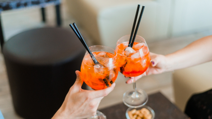 ¿Aperitivo o digestivo? Decide qué bebida te apetece en cada momento