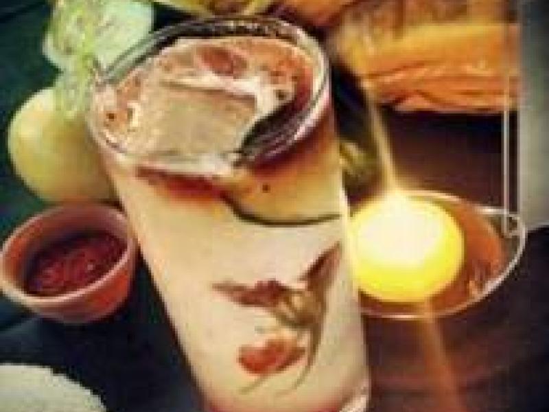  Estadounidense se proclama mejor bartender del mundo en cocteles con ginebra