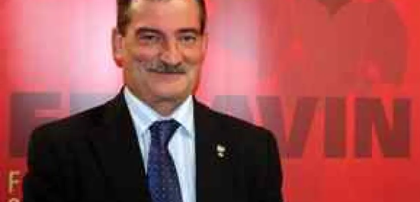 Entrevista a Pablo Martín, presidente de la Unión de Asociaciones de Sumilleres Entrevista a Pablo Martín, presidente de la Unión de Asociaciones de Sumilleres