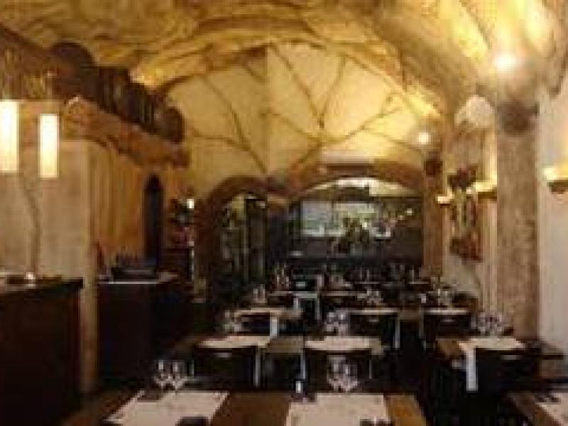 Sa Cova: alta gastronomía mediterránea en una reconvertida cueva de pescadores