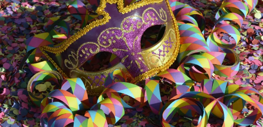 Cuerva en Carnaval o la “bebida de los dioses”