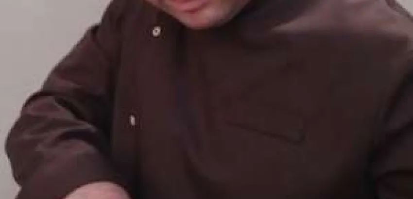 Dije un día, tengo dotes para ser cortador de jamón y lo voy a demostrar Dije un día, tengo dotes para ser cortador de jamón y lo voy a demostrar