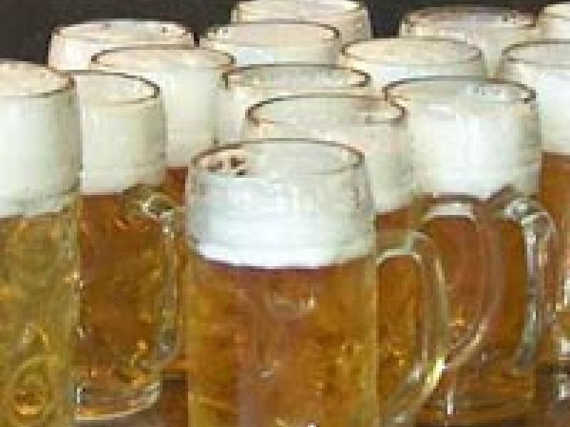 Los españoles beben menos cerveza pero más bebidas sin alcohol