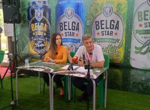 Heydi Hernández, marketing manager, y Fernando Rovira, director general, ambos de la Oficina Comercial de IPSA, durante la presentación ante la prensa en Fihav 2023.