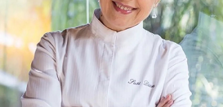 Afamada chef ganadora de Estrella Michelin al cierre del SDQ Gastronómico Afamada chef ganadora de Estrella Michelin al cierre del SDQ Gastronómico