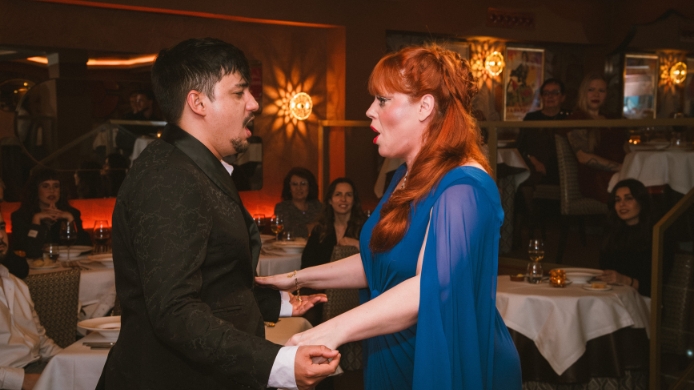 Una cena cantada por Café de la ópera Una cena cantada por Café de la ópera