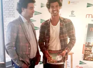 Campeón de MasterChef presenta su libro “Las recetas de Jorge”