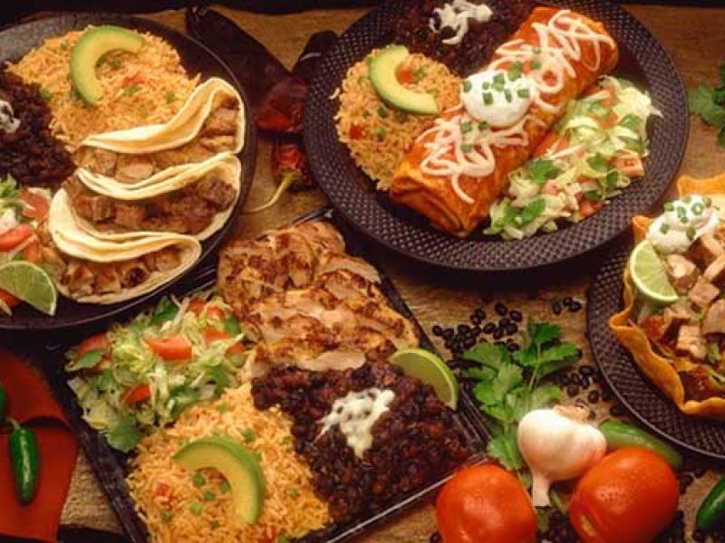 Chefs de México, EUA y Canadá compiten en 'Mas Masa Mex Lucha libre'