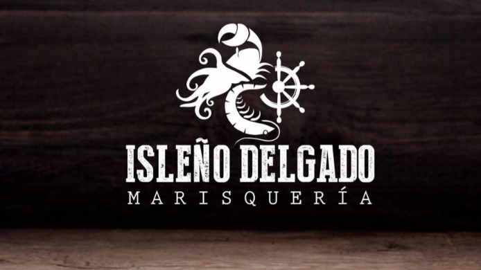 Logotipo de Marisquería Isleño Delgado sobre fondo de madera oscura, con una ilustración marina decorativa y el nombre del restaurante en tipografía blanca.