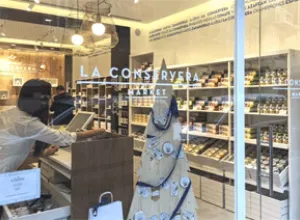 Valencia vive su particular batalla comercial por la venta de conservas gourmet