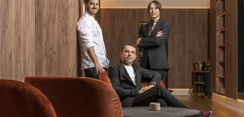Marcos Mistry, Marcos Granda y Covadonga Fernández Marcos Mistry, Marcos Granda y Covadonga Fernández
