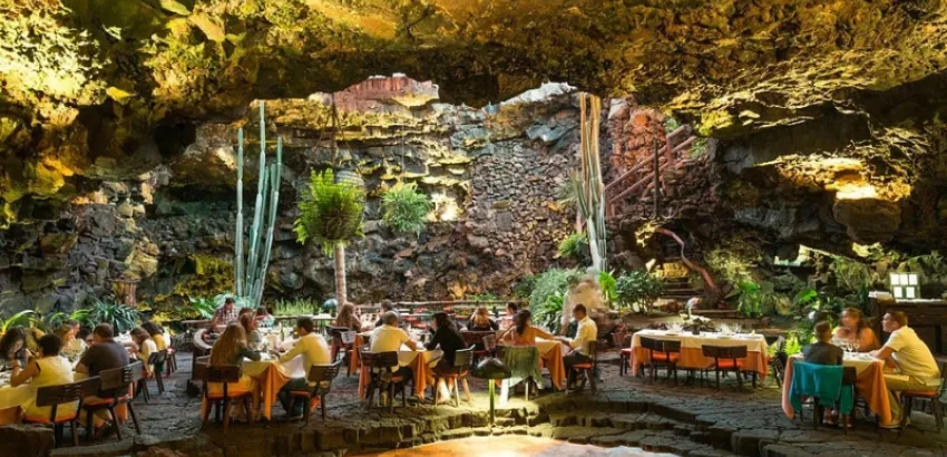 Restaurante en cuevas Restaurante en cuevas