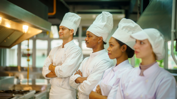 Los equipos de cocina se forman en liderazgo y gestión emocional