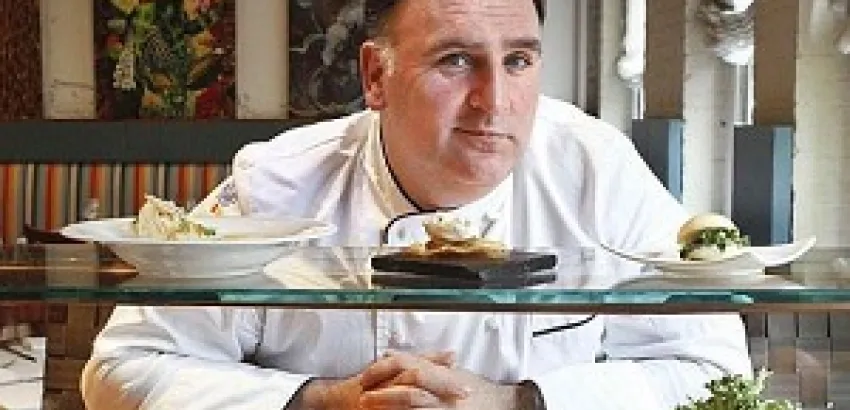Seleccionan al chef José Andrés mejor cocinero de Estados Unidos Seleccionan al chef José Andrés mejor cocinero de Estados Unidos