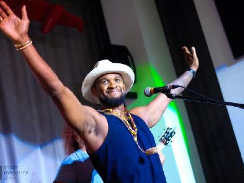 Usher y Ludacris gozan la noche habanera en Sarao's Bar