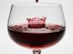 Beneficios de tomar una copa de vino al día