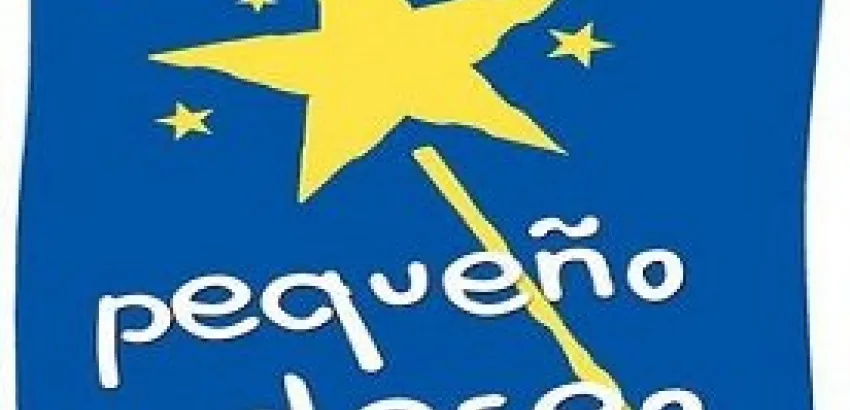 Cientos de personas disfrutan de la fiesta de la primera exposición de Pequeño Deseo en las cervezas del mercado by BWK Cientos de personas disfrutan de la fiesta de la primera exposición de Pequeño Deseo en las cervezas del mercado by BWK