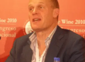 Tim Atkins, Máster Wine y crítico britânico de vinos