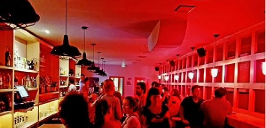 Tequila 44, algo más que un bar de copas Tequila 44, algo más que un bar de copas