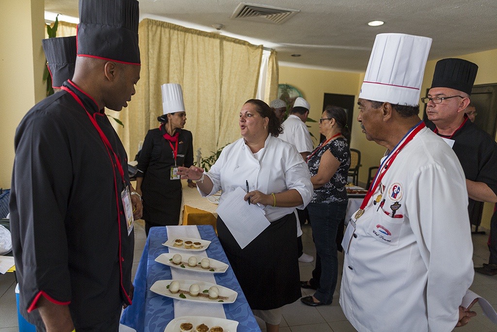 Festival Internacional Varadero Gourmet 2018-Yamile-Magariño-postres-cubanos