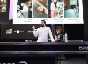 “Abastos, de abastecer: cocina de mercado en el mercado”