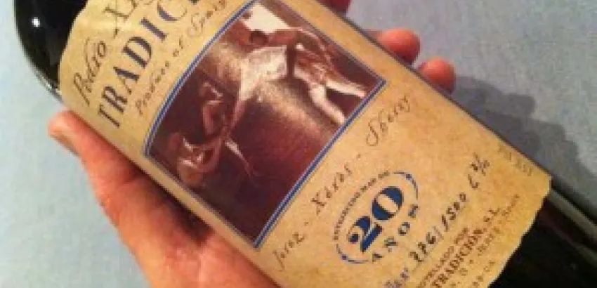 Premio “Alimentos de España al Mejor Vino, año 2015” a Bodegas Tradición, de Jerez de la Frontera Premio “Alimentos de España al Mejor Vino, año 2015” a Bodegas Tradición, de Jerez de la Frontera