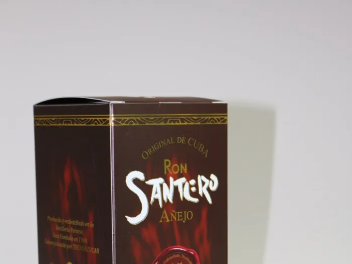 Ron-Santero-15-años-estuche