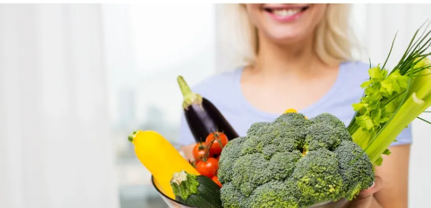 dia-de-la-sonrisa Alimentos favorables para la salud bucodental