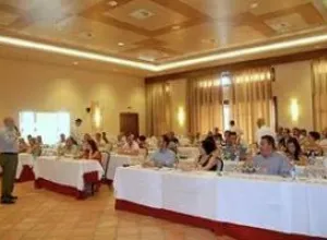 Fuerte El Rompido participa en la campaña de promoción de los vinos de Huelva y los productos del Jabugo 