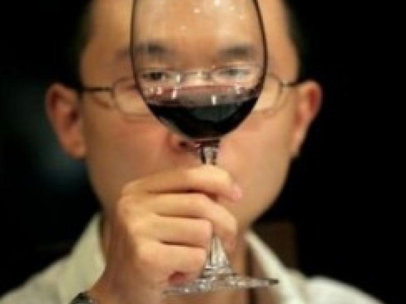El vino tino gana al baijiu chino